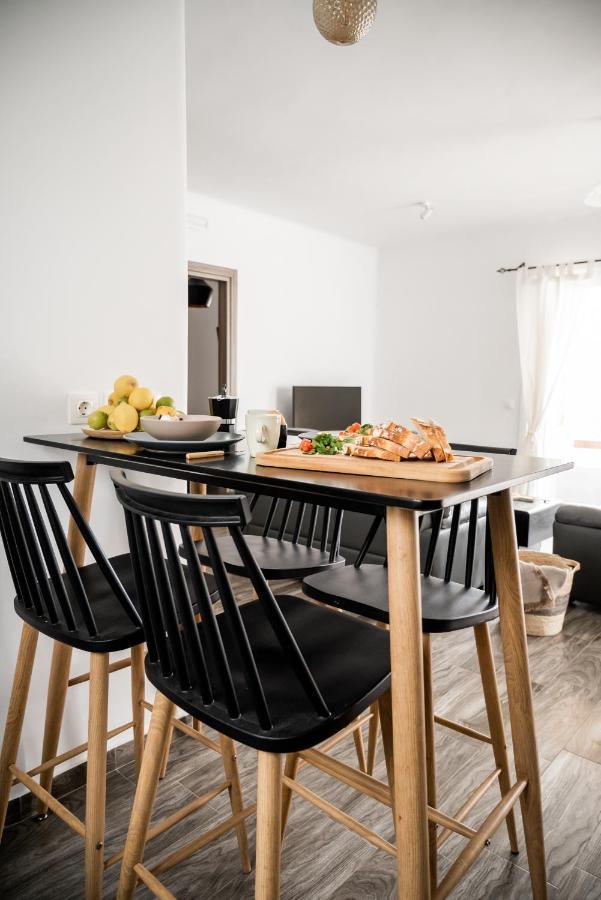 Aniko Suites Psarou Psarrou Eksteriør billede